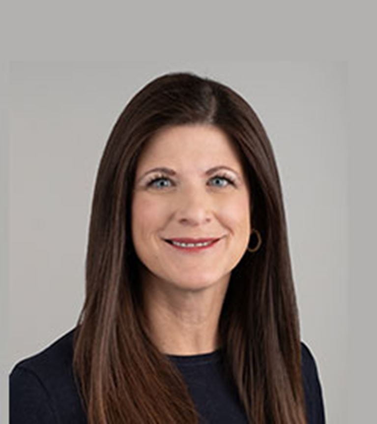 Headshot of Heather Winston.