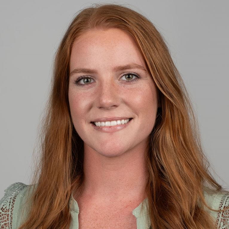 Shelby Hillyer, CNP headshot.