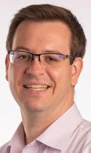 Dr. Thomas Nienaber