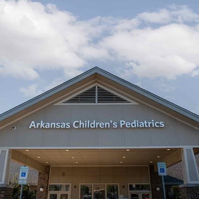 Arkansas Children's Pediatrics Building Sign